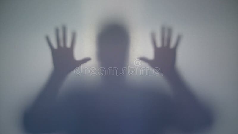 神奇剪影吓唬与急剧移动，超自然 股票视频