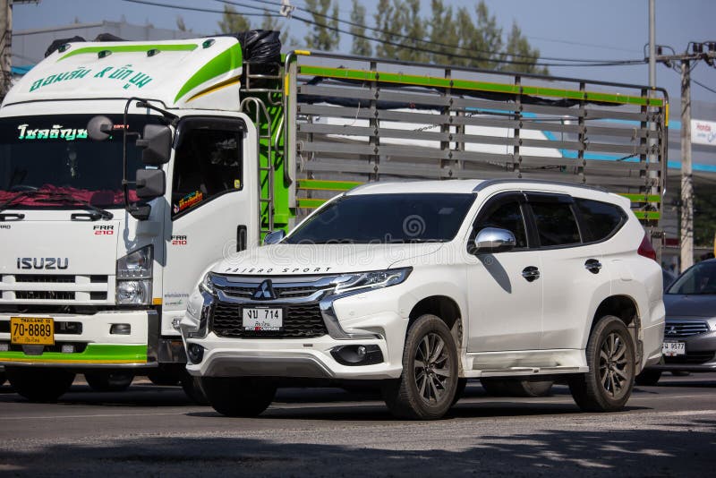 私人三菱帕杰罗越野车 免版税库存图片