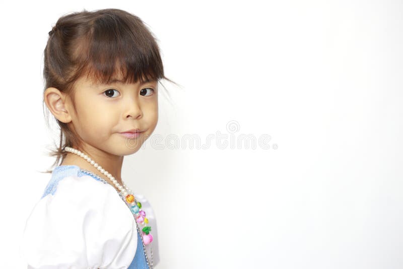 穿裙子的日本女孩 免版税图库摄影