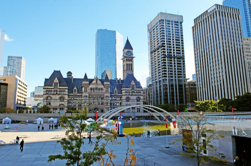 纳丹腓力普广场在多伦多加拿大