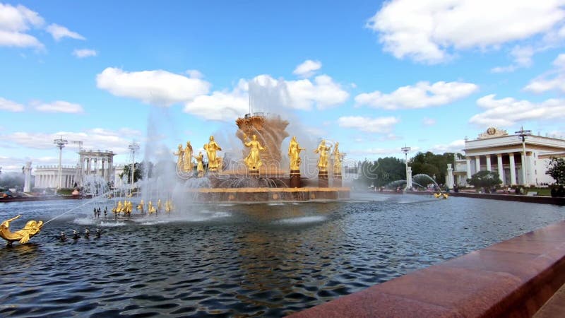 莫斯科VDNH喷泉镜