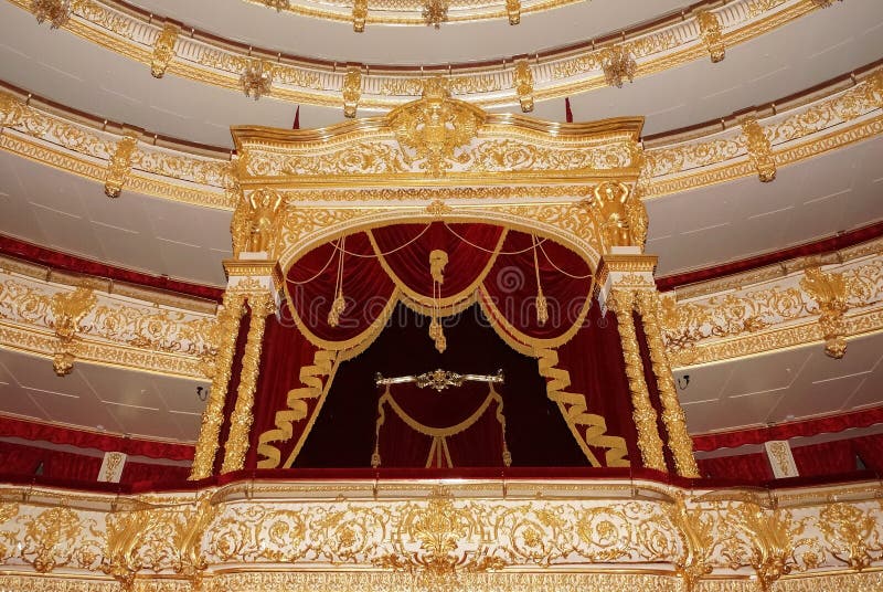 亦称松赞林寺Ganden Sumtseling修道院,是西藏佛教徒修道院在 亦称松赞林寺Ganden Sumtseling修道院,是西藏佛教徒修道院在