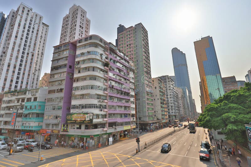 Download 街道场面在旺角香港 图库摄影片. 图片 包括有 繁忙, 顽皮地, 汽车, 街市, 城市, 购买, 生活方式 - 113902982