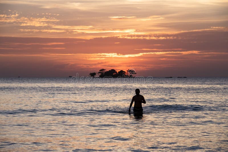 越南福建省福魁岛甘道日落 库存图片