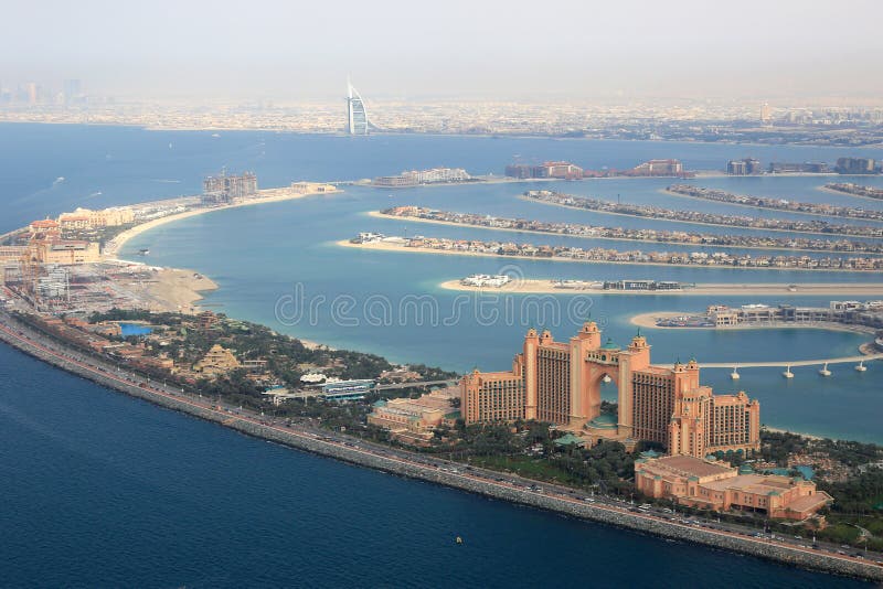 迪拜棕榈岛亚特兰提斯旅馆Burj Al阿拉伯鸟瞰图酸碱度 库存图片 迪拜棕榈岛亚特兰提斯旅馆Burj Al阿拉伯鸟瞰图酸碱度 库存图片