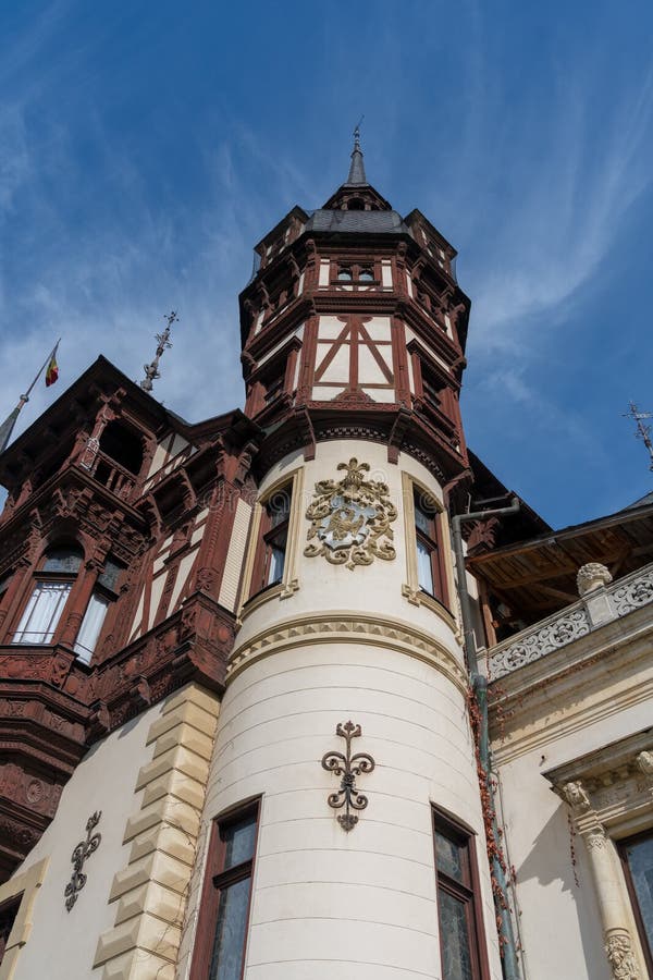 锡纳亚, WALLACHIA/ROMANIA - 9月21日:贝利外视图 免版税库存照片 锡纳亚, WALLACHIA/ROMANIA - 9月21日:贝利外视图 免版税库存照片