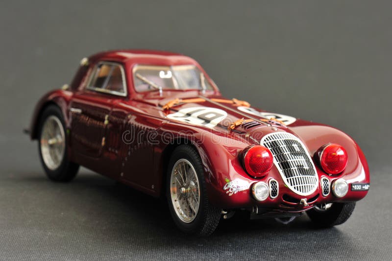 阿尔法・罗密欧8C 2900B #19 24H Frankreich, 1938年-前面右边 免版税库存照片