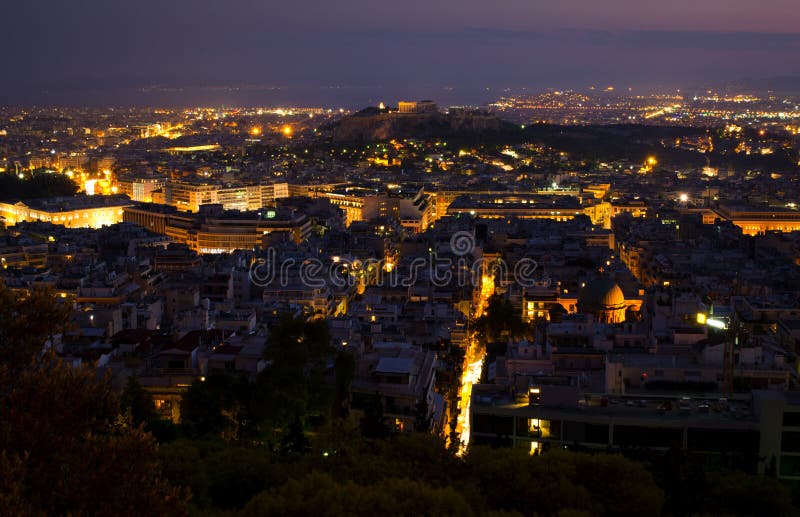  雅典晚上 库存照片