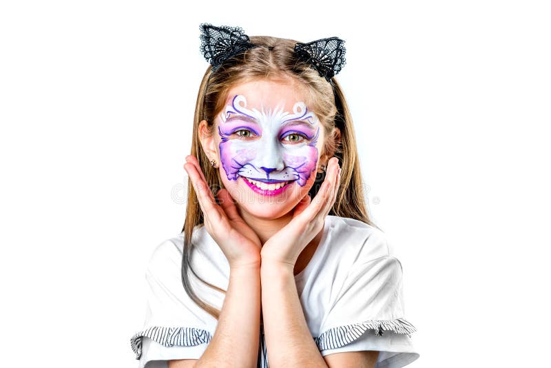 青少年的女孩画象有猫面孔绘画的 免版税库存图片