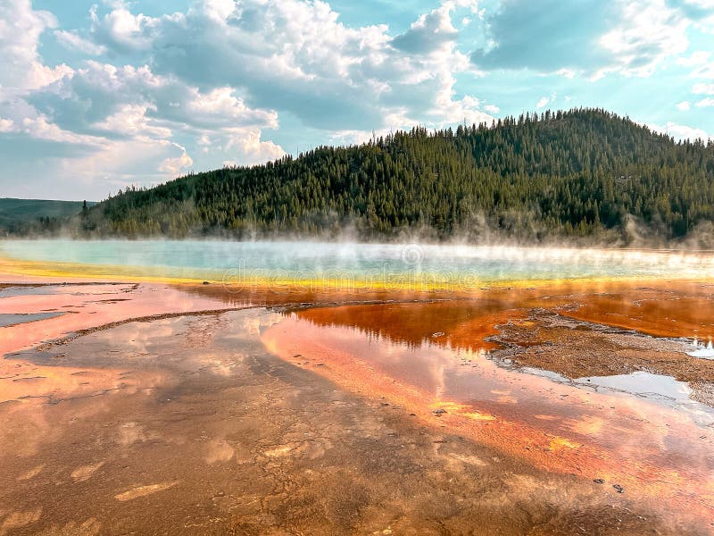 黄石公园的大棱柱 库存照片