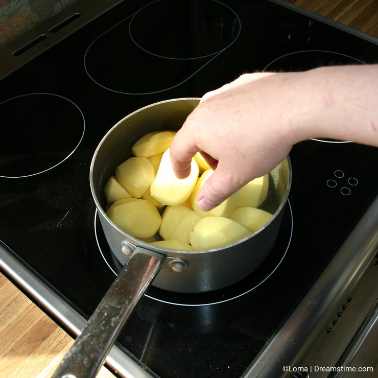 cooking potatoes, boiling