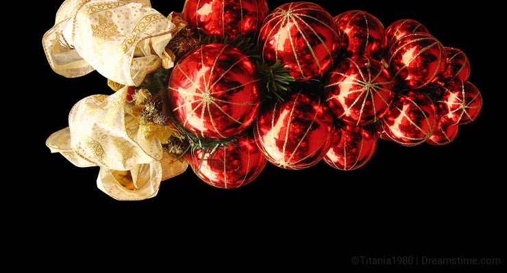 Red Glass Christmas Decoration