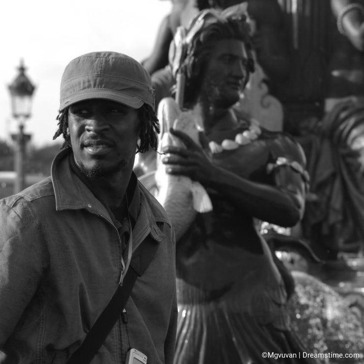 A man Trip in Paris, fountain
