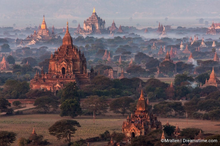 Dawn over the temples of Bagan - Myanmar (Burma)