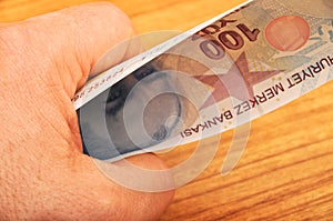 100 Turkish lira banknotes front view