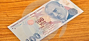 100 Turkish lira banknotes front view