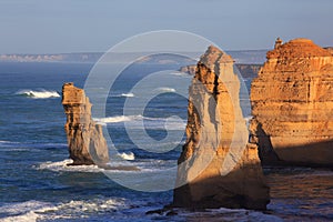 12 apostles sea rocks