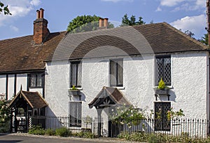 14 June 2023 Old historic terraced houses in the beautiful English village of Coookham in Berkshire Maidenhead