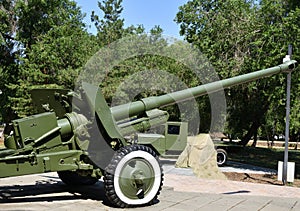 152 mm howitzer