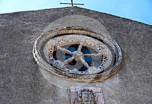 a 15th-century rose window