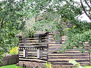 1700s log cabin