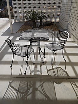 1950s Modernist garden: table and chairs photo