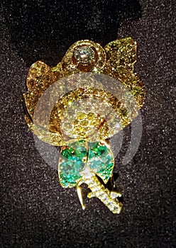 1959 Antique Cartier Rose Bud Clip Brooch Design Gold Emerald Diamonds Jewelry Flower Fashion Floral Accessory