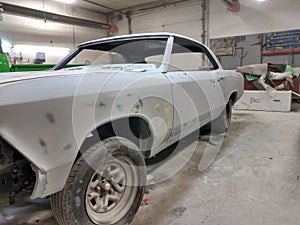 1966 chÃ©velle Super Sport in primer grÃ©y