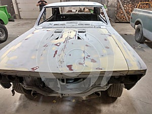 1966 chÃ©velle Super Sport in primer grÃ©y