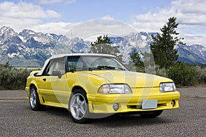 1991 Ford Mustang Convertible Yellow photo