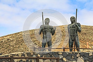 2 statues in high region of Fuerteventura island