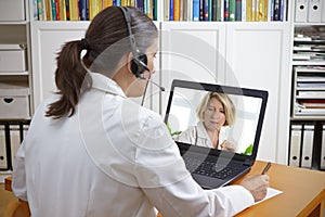 2 two doctors pharmacists video conference