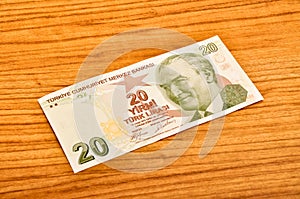 20 Turkish lira banknotes front view