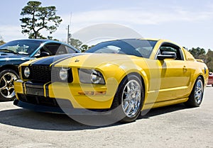 2008 Ford Mustang GT Yellow