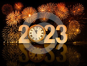 2023 new year fireworks with clockface 5 minutes before 12