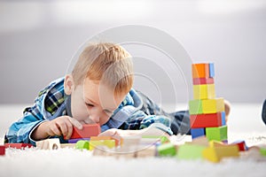 3 year old boy lost in playing