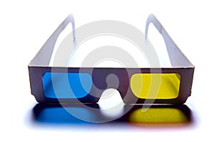 3d anaglyph glasses with blue and yellow glasses