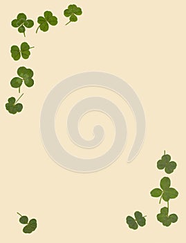 4 leaf clover stationary