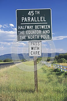 45th Parallel sign