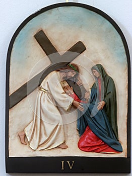 4th Stations of the Cross, Jesus meets His Mother