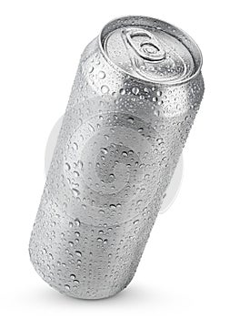 500 ml aluminum can with water drops