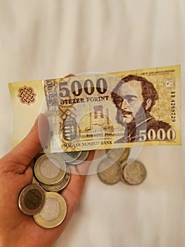 5000 hungarian forint
