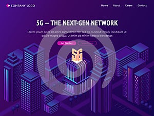 5g network technology isometric landing page.