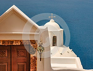 600 Temples on Santorini