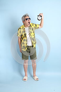 60s Senior in Summer vacation