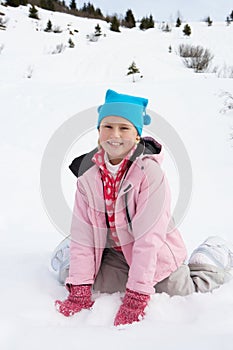 7 Year Old Girl On Winter Vacation