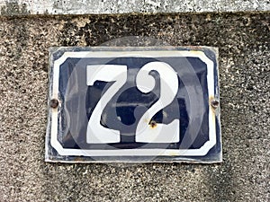 72 number illustrative - plate with numerical scene