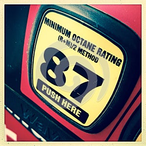 87 octane gasoline pump