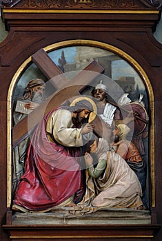 8th Stations of the Cross,Jesus meets the daughters of Jerusalem