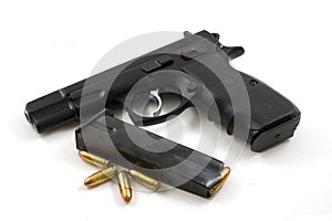 9mm With Clip and Four Bullets